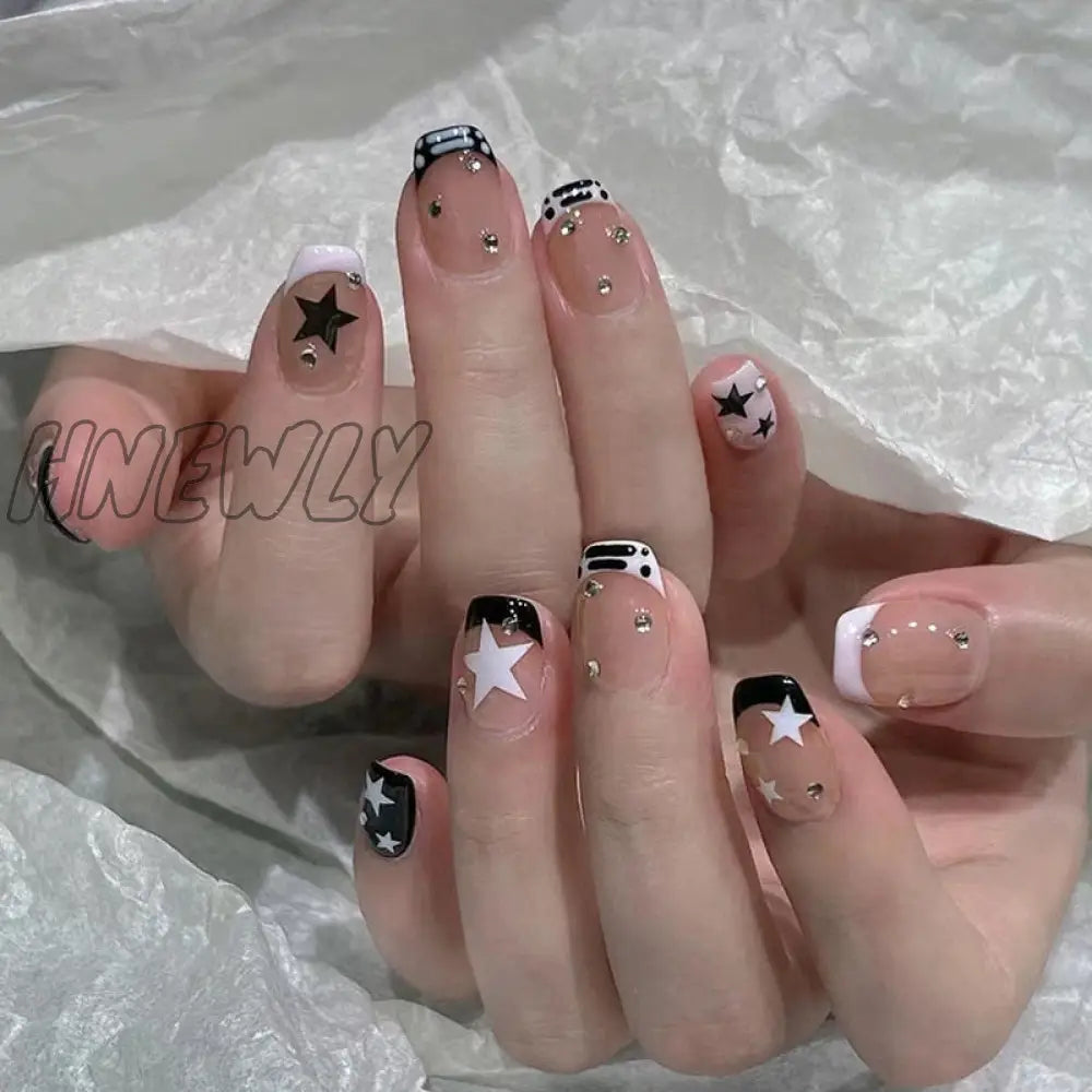 24Pcs Y2K Fake Nails Black White Star Printed Press On Nail Tips Long Coffin European Artificial