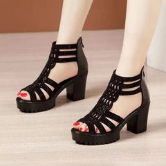 Hnewly High Heels Gladiator Sandals Woman Open Head Sexy Black Rivet Block Heel Platform Shoes Summer Back Zip Size 35-40 Women Sandals