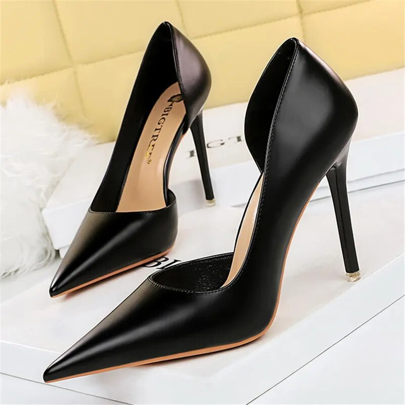 Women 10.5cm High Heels Pumps Wedding Bridal Stiletto Sexy Retro Hollow Heels Lady Scarpins Office Party Nude White Shoes