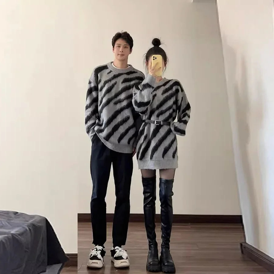 Hnewly Valentines Day Women's zebra Gothic Pullover Knitted Torn Sweater Harajuku 90s Aesthetic Y2k Long Sleeves Sweaters Jumper Vintage 2000s Clothes