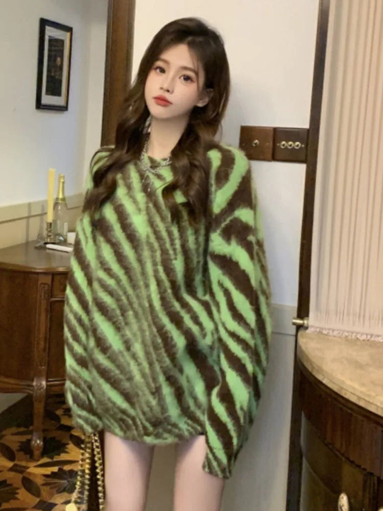 Hnewly Women's Clothes Sweater Loose Korean Fashion Leisure Green Crew Neck Tiger Stripes Pullover Long Sleeves Knitting Autumn Tops