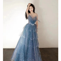 Hnewly Blue Spaghetti Strap Evening Dress Luxury Tulle Applique Princess Cake   Gown Sexy Illusion Backless Long Quinceanera Dresses