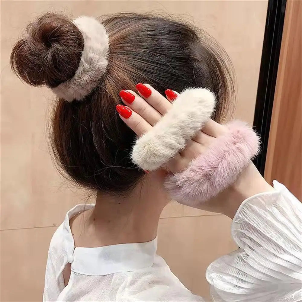 Hnewly Winter Fluffy Fur Elastic Hair Bands Hair Rings For Women Girls Plush Hair Ropes Hairwear Rubber Band Hair Loop Hair Accessories