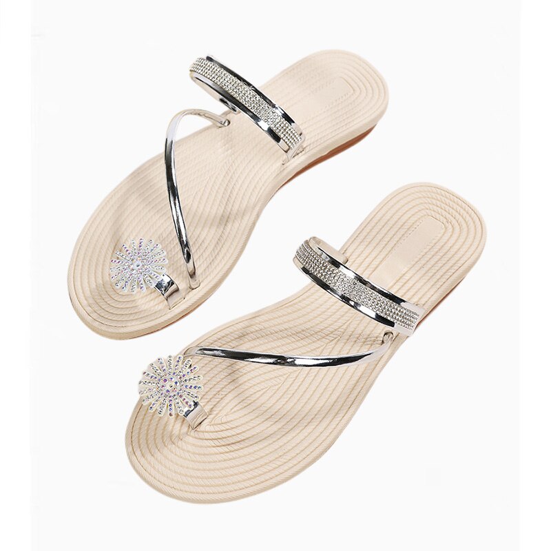 Hnewly Flat Sandals for Women Dressy Summer Sparkly Rhinestone Slide Beach Shoes Women's Dress Shoes Bling Trendy Ladies Sandals