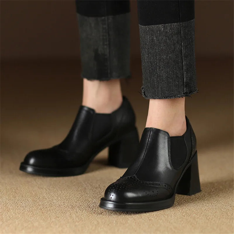 Hnewly New Spring Genuine Leather Women Shoes Round Toe Women Pumps Brogue Designs Shoes for Women High Heel Loafers Ladies Shoes