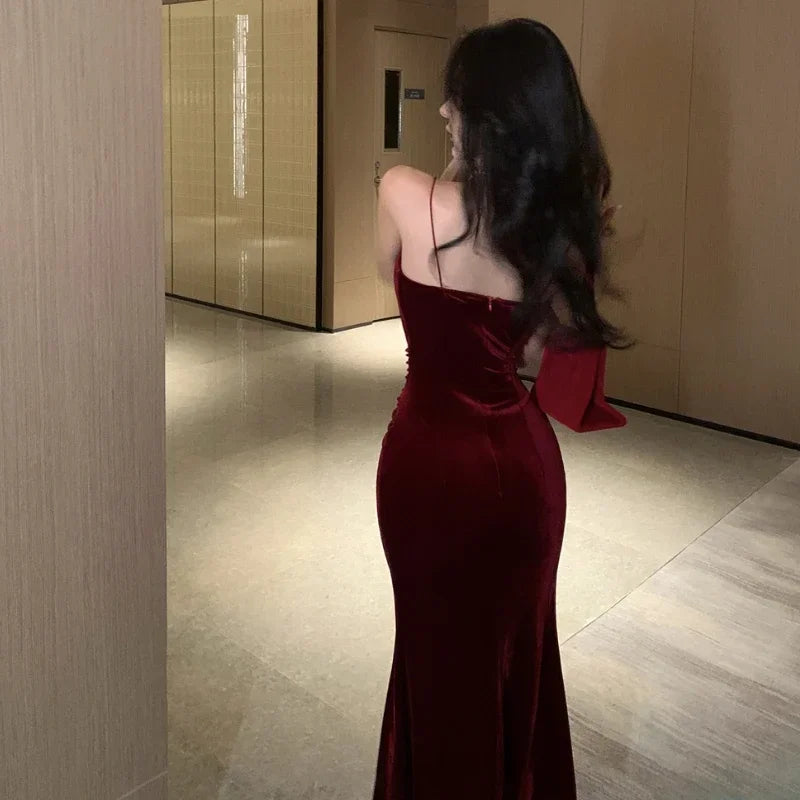 Hnewly DRESS TO IMPRESS Vintage Sexy Club Prom Red Dresses for Women Spaghetti Strap Slit Velvet Dress Beach Bandage Bodycon Midi Dress Party Elegant