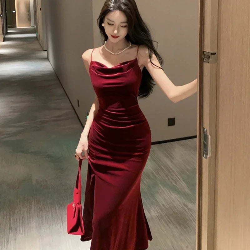 Hnewly DRESS TO IMPRESS Vintage Sexy Club Prom Red Dresses for Women Spaghetti Strap Slit Velvet Dress Beach Bandage Bodycon Midi Dress Party Elegant