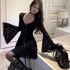 Hnewly Y2K Black Velvet Short Dresses for Women Flare Sleeves Slim Waist Lace-up A-line Birthday Party Dress Gothic Halloween Vestidos