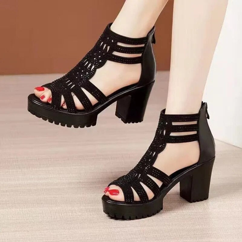 Hnewly High Heels Gladiator Sandals Woman Open Head Sexy Black Rivet Block Heel Platform Shoes Summer Back Zip Size 35-40 Women Sandals