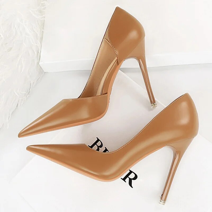 Hnewly New Women 10.5cm High Heels Pumps Wedding Bridal Stiletto Sexy Retro Hollow Heels Lady Scarpins Office Party Nude White Shoes