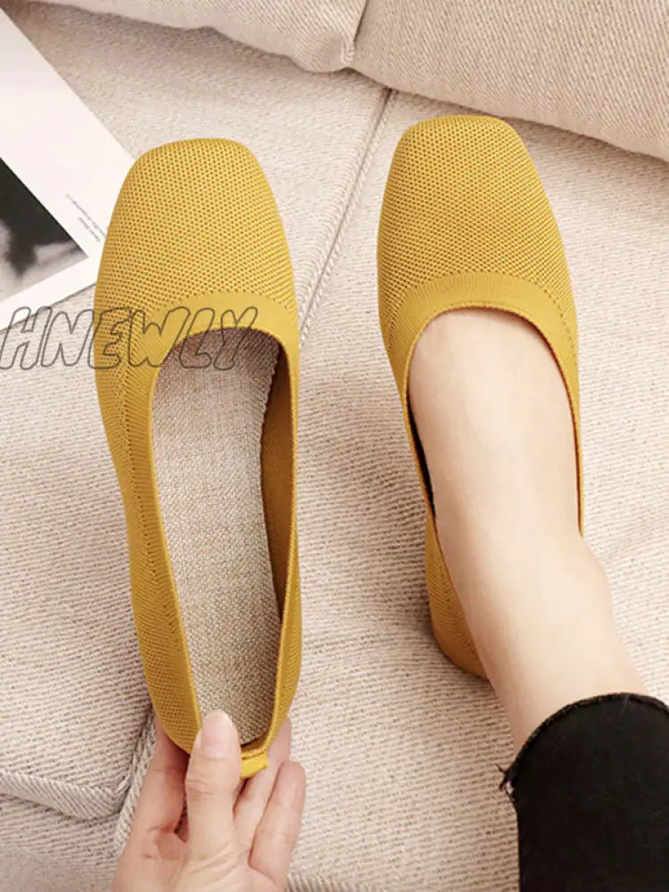 Hnewly - Breathable Solid Color Flat Shoes