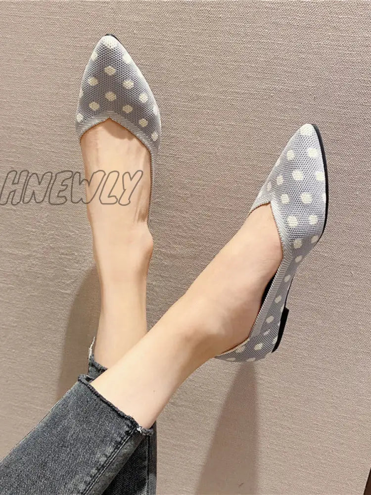 Hnewly - Contrast Color Pointed-Toe Polka-Dot V-Cut Low Heels Flat Shoes