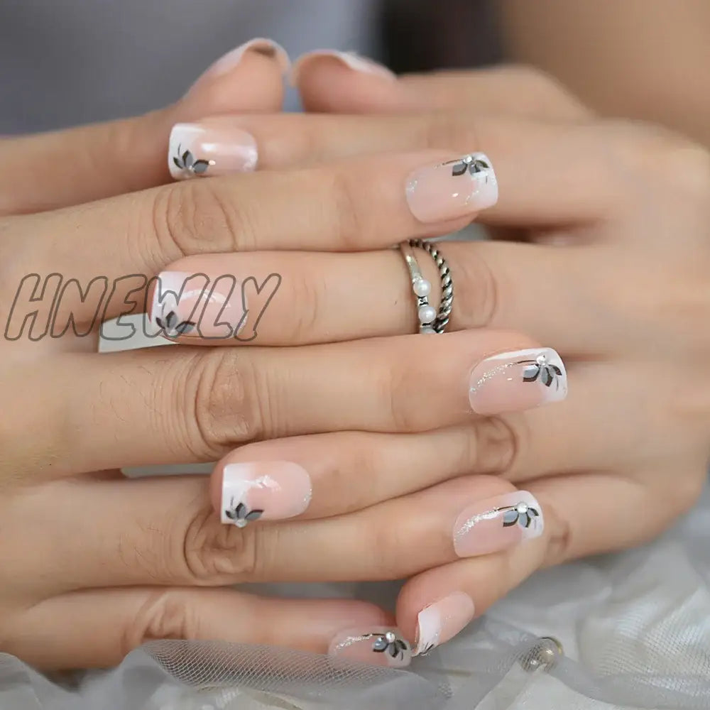 Hnewly Short Flower Classic Press On Acrylic Nails Square Natural Designed Finger Daily Office