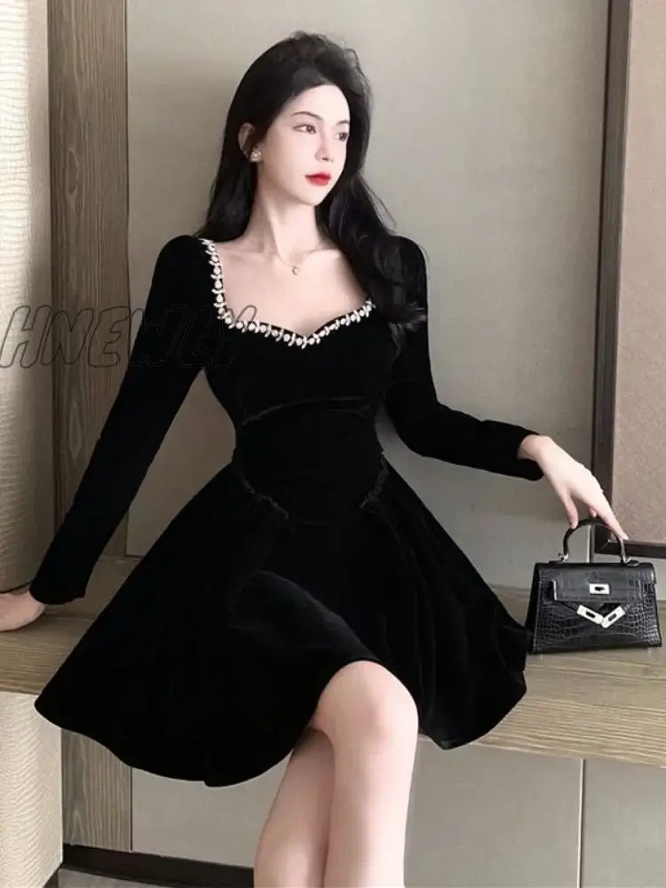 Hnewly Vintage Elegant Black Party Dresses Evening Retro Velvet Tepmweament Wrap Slim Mini Short