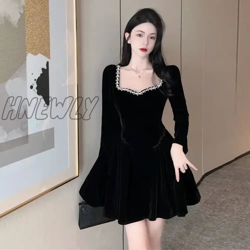 Hnewly Vintage Elegant Black Party Dresses Evening Retro Velvet Tepmweament Wrap Slim Mini Short