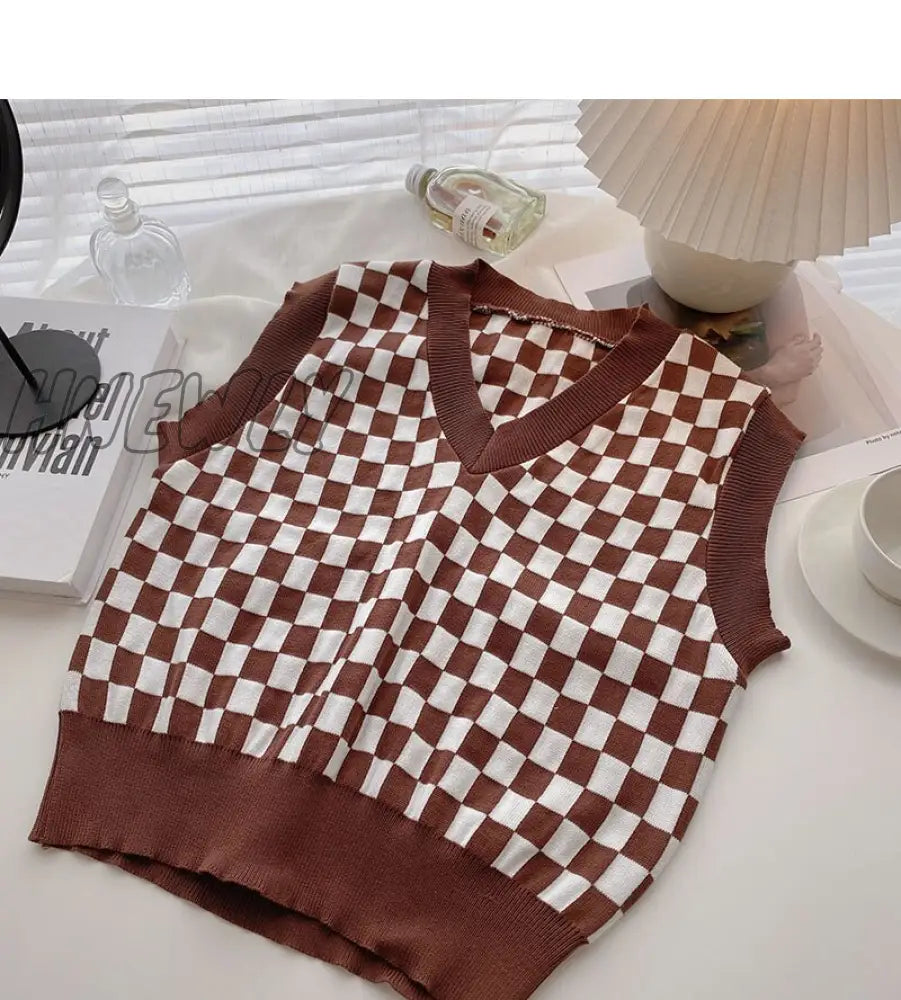 Hnewly Winter Plaid Sweater Vest Women Autumn/Winter Retro Loose - Fitting Pullover Sleeveless