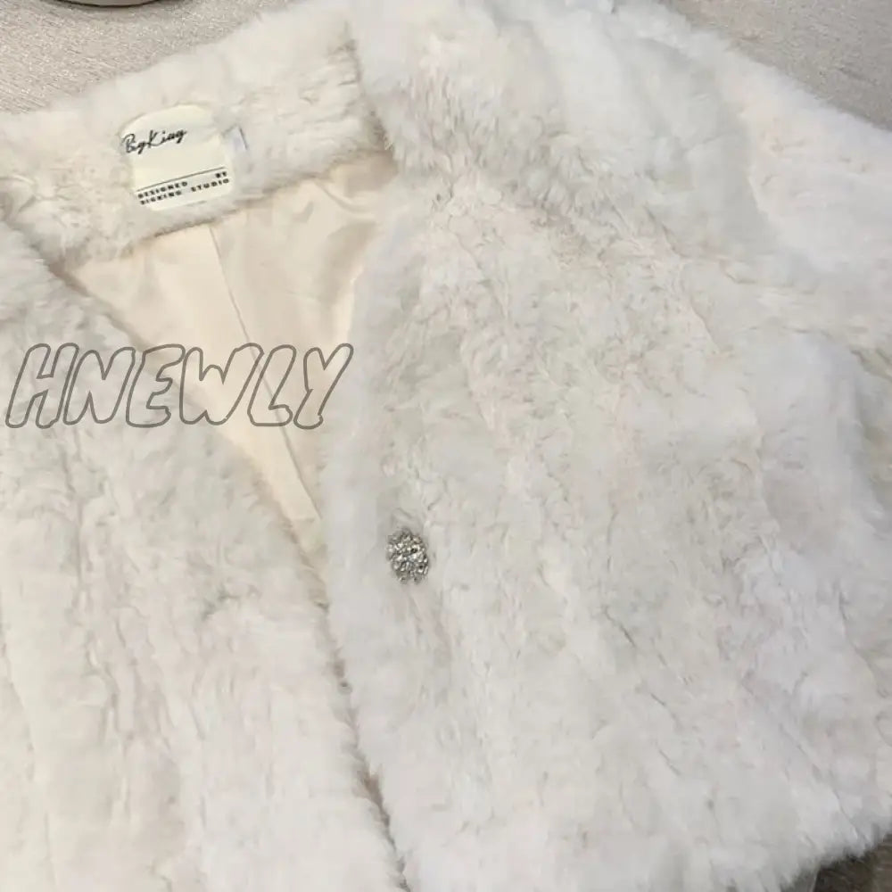 Hnewly Winter White Lamb Wool Crop Tops Women Korean Elegant Long Sleeve Plush Coat Ladies Fashion