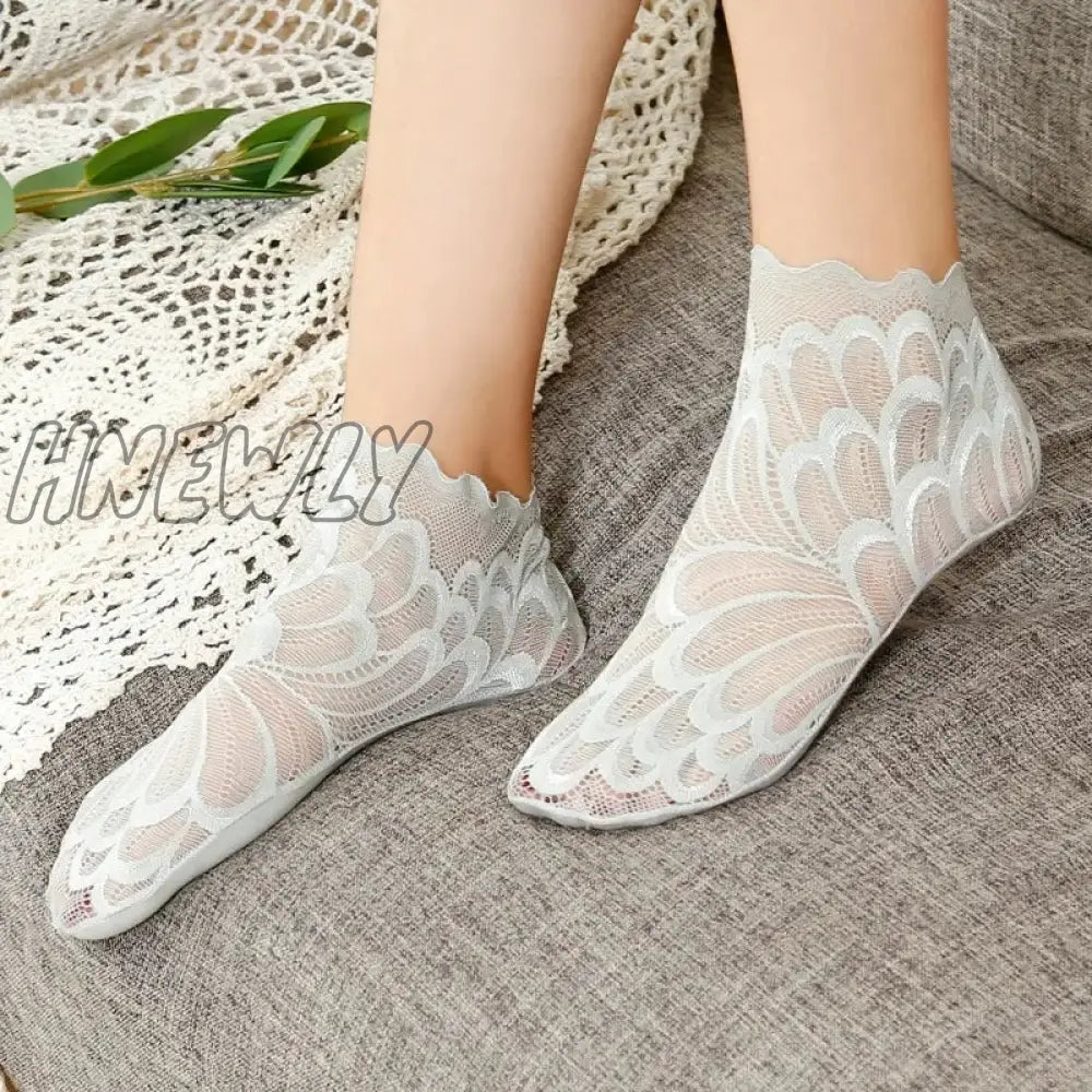 Hnewly Women Lace Flower Mesh Socks Non-Slip Invisible Liner Sock Female Elastic Comfy Thin