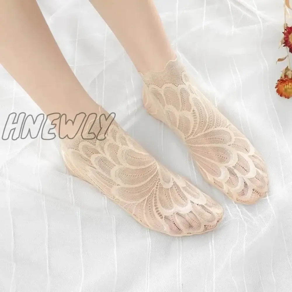 Hnewly Women Lace Flower Mesh Socks Non-Slip Invisible Liner Sock Female Elastic Comfy Thin