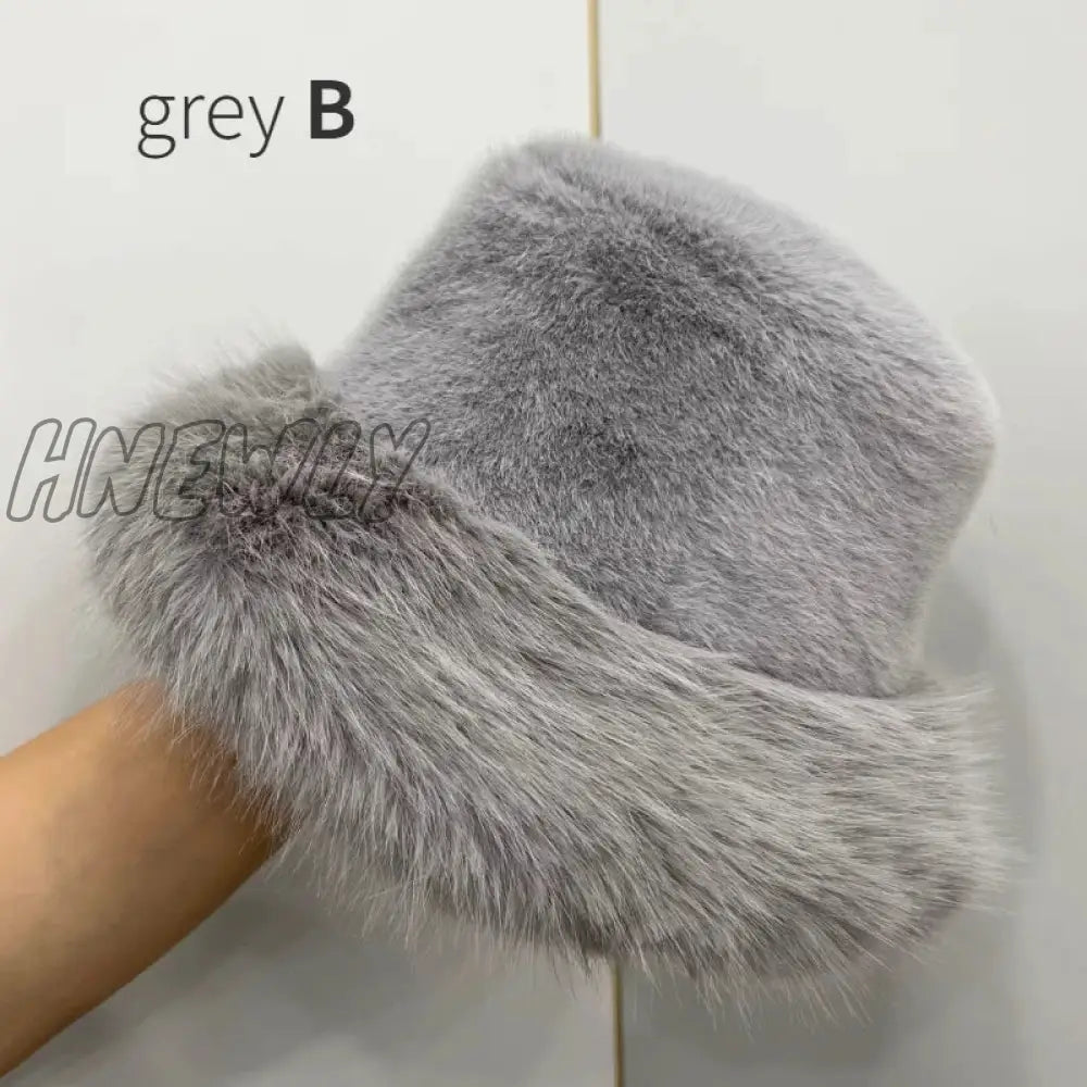 Hnewly Y2K Fluffy Faux Fur Bucket Hat Women Rabbit Warm Thick Plush Winter Lady Luxury Fashion