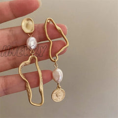 Long Baroque Pearl Earrings French Style Retro Fashion Temperament Luxury Jewelry Woman Party